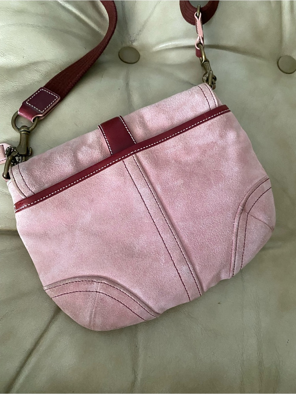 SALE! Authentic Coach Soho Pink Suede Crossbody Wide Strap Flap Leather - Picture 6 of 16